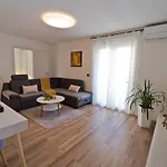 Апартаменты Malemi