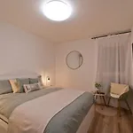 Malemi Апартаменты *